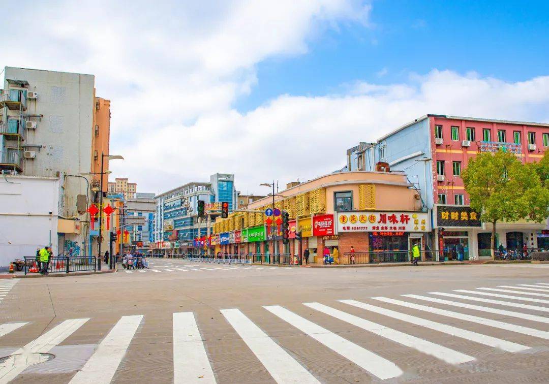 嵊泗首例!随地吐痰被罚款!