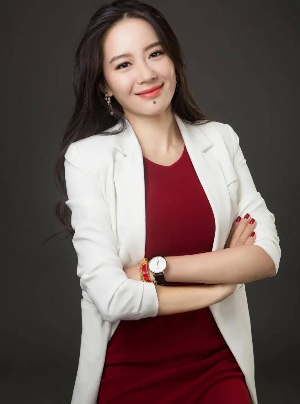 币圈一姐:从美女主持人到身家十亿