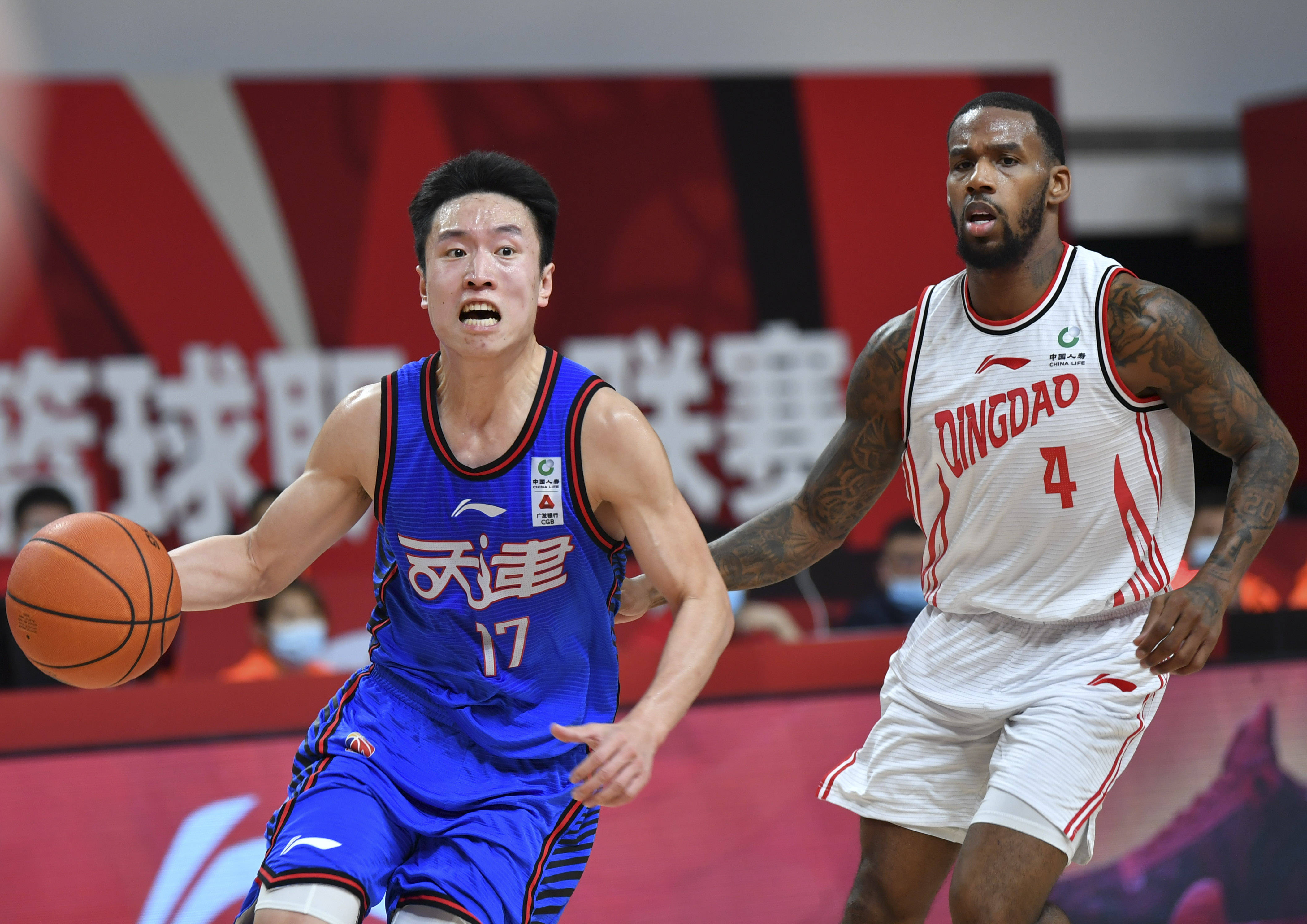 篮球cba第三阶段天津先行者对阵青岛每日优鲜