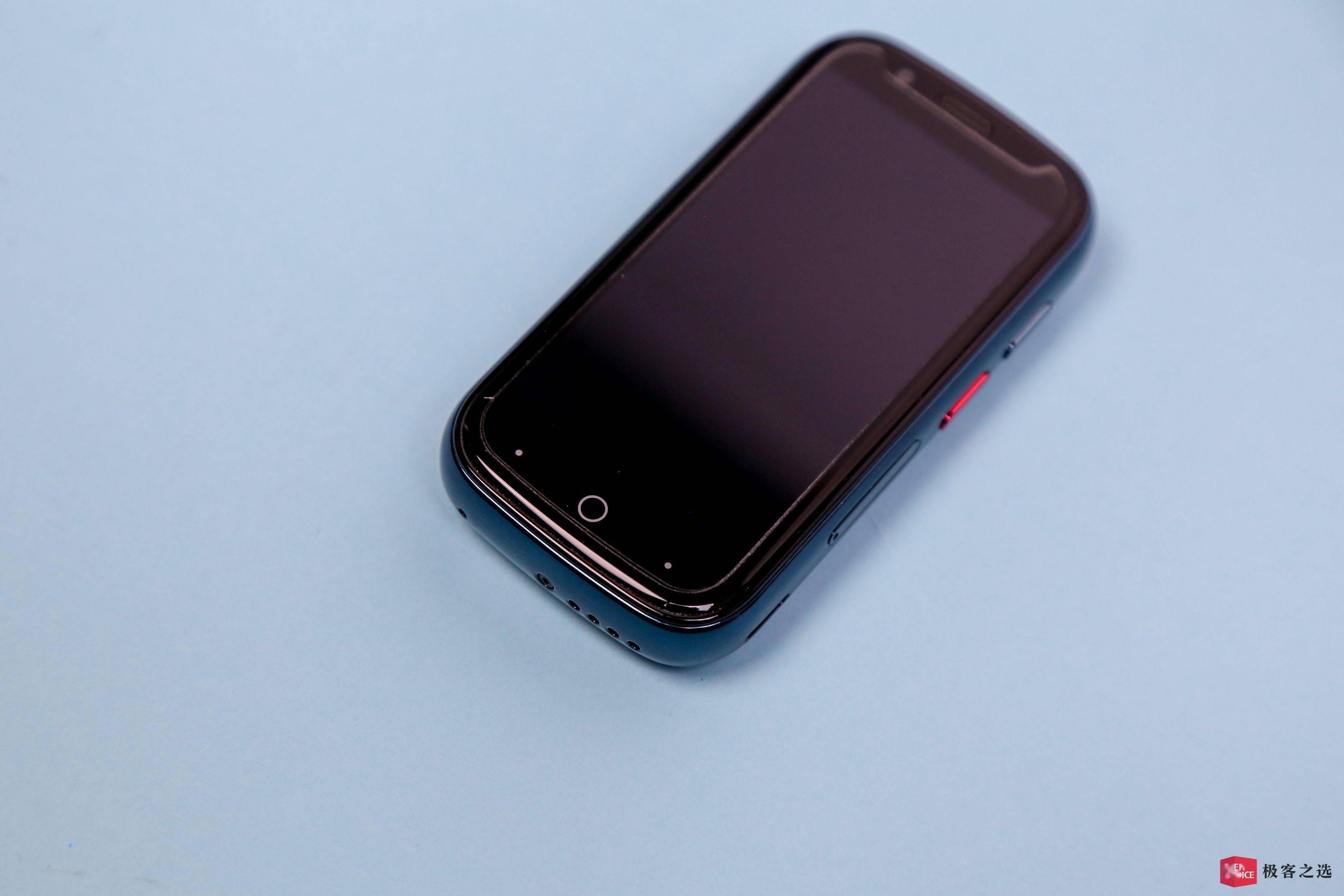 jelly 2 体验:小到极致的智能手机,竟然还能玩《原神》?