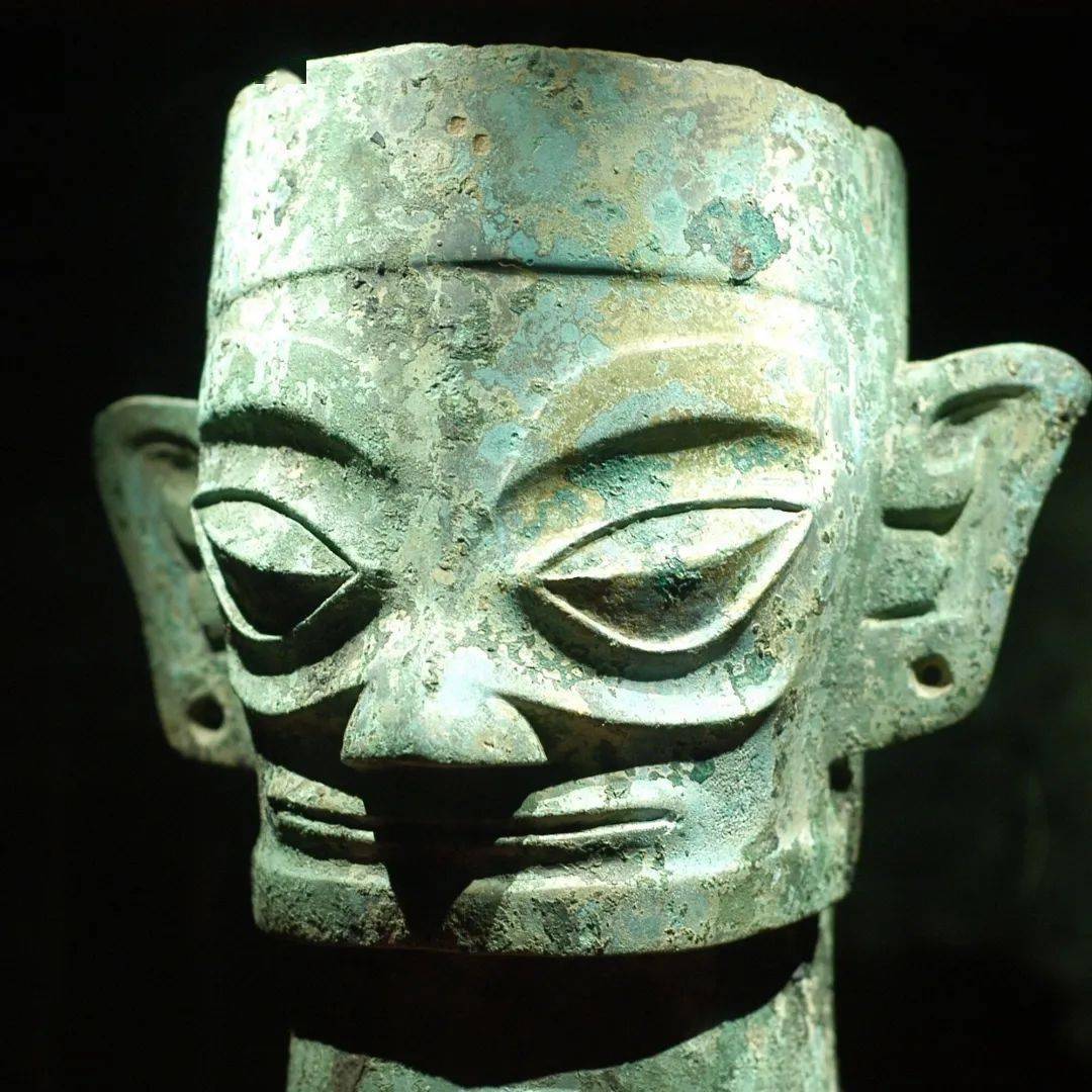 半张"面膜","豌豆射手"······谁将成为下一任顶流?_三星堆