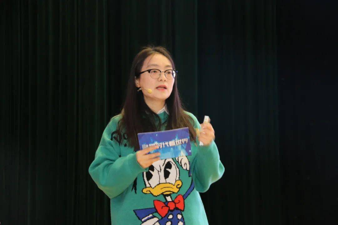 江阴市实验小学教育集团总校长进校园相关情况介绍"江阴小记者"和"融