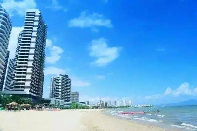 错峰出游秒杀99元抢购网红泡泡海豪华海景房下楼就是海