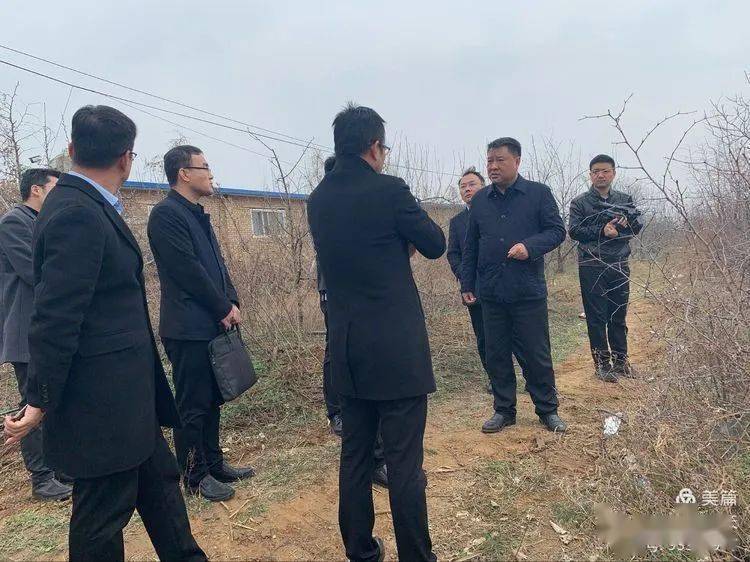 3月19日,陕州区区委副书记,区长李军,副区长杜元华深入陕州区黄河流域