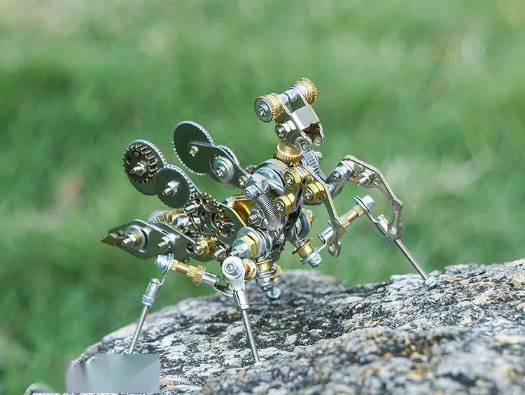 机械生物满地走……这就是蒸汽朋克的世界吗?