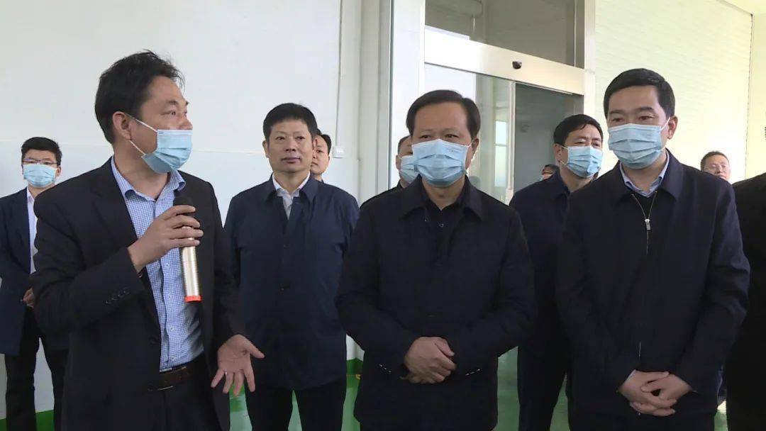 黄冈市副市长刘忠诚参加会议并讲话,黄冈市副市长王超主持会议,我市