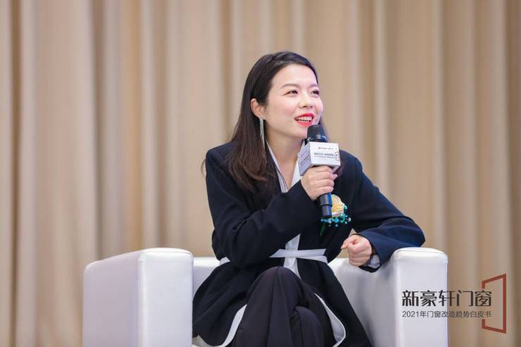 本场沙龙主持人——创新设计联盟秘书长,dds策展人唐琳总结道,未来