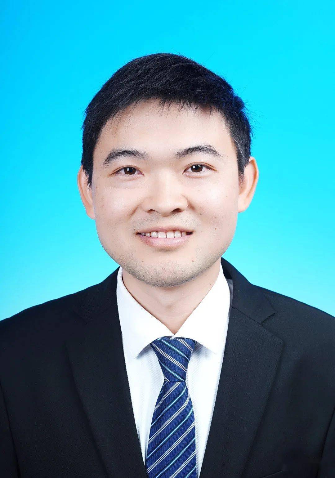 马剑峰王雪春王潇副校长从为什么学,学什么,怎么学等三个方面为我们