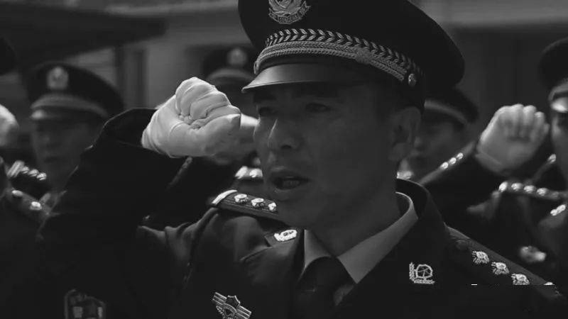 【致敬·缅怀·奋进】贾巴伍各:面对持枪毒贩,仍旧一往无前