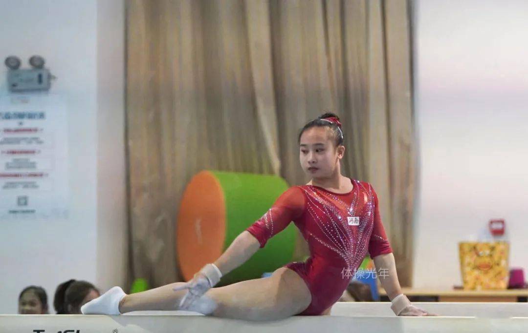 :团体决赛 毛艺 自由操)团体决赛 刘津茹