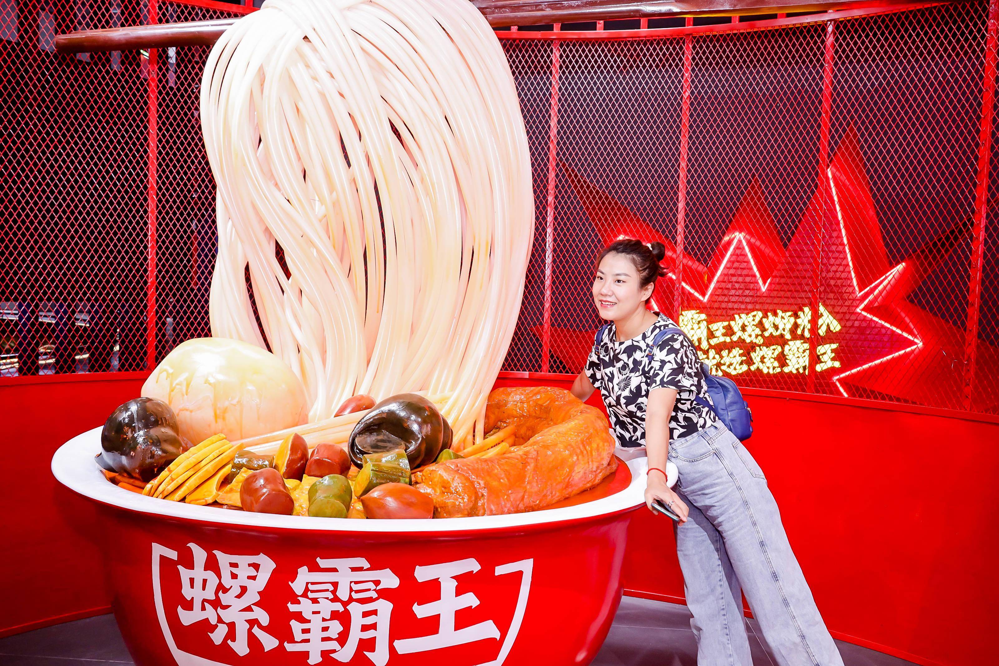 广西柳州螺蛳粉文化体验游,凭什么吸引眼球?