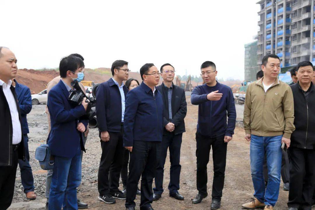 经开区召开全区环保专项督查整改工作推进会_李锦林