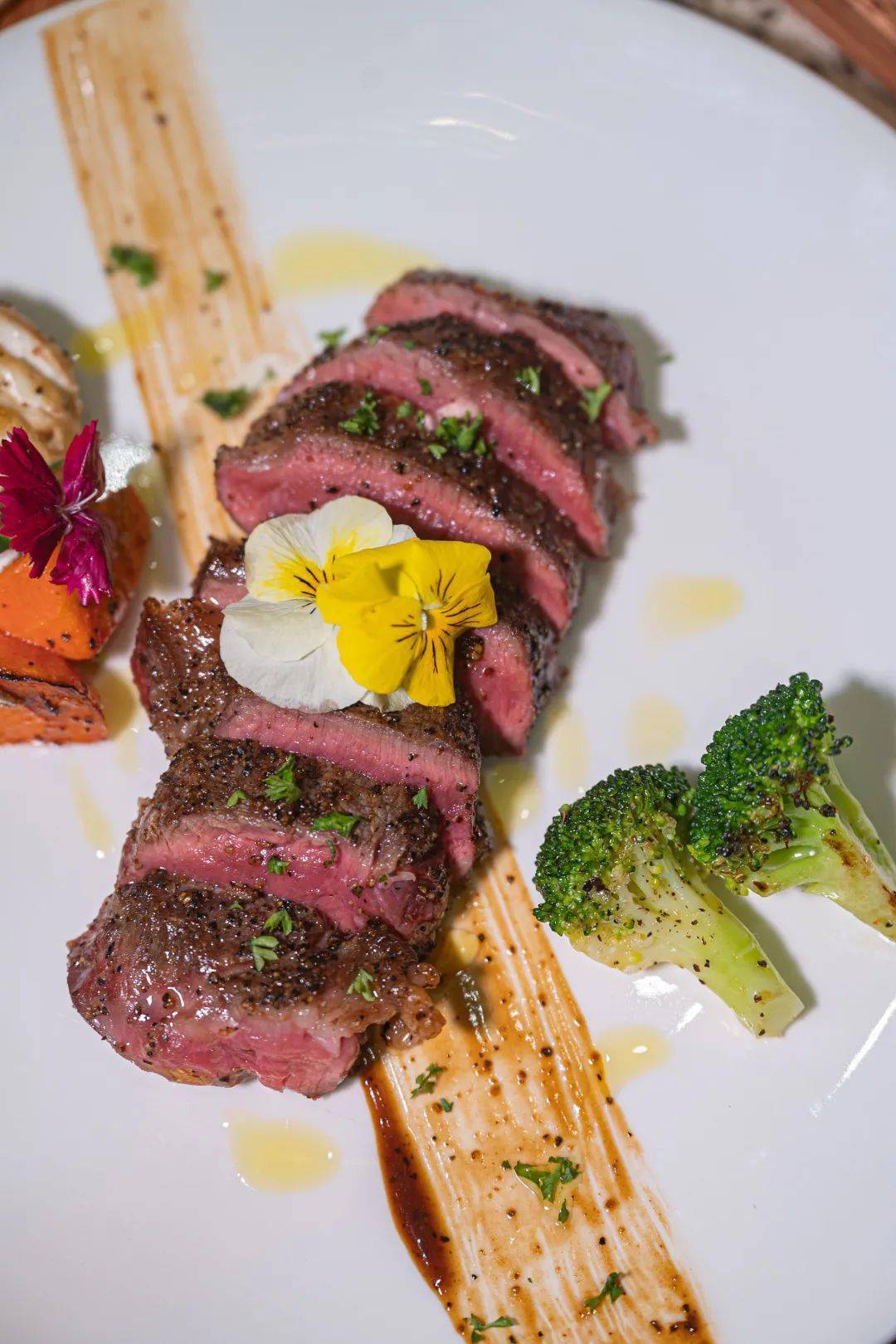 风味5分的熟度恰到好处的色泽星级酒店一样的精致摆盘在这也能吃到!