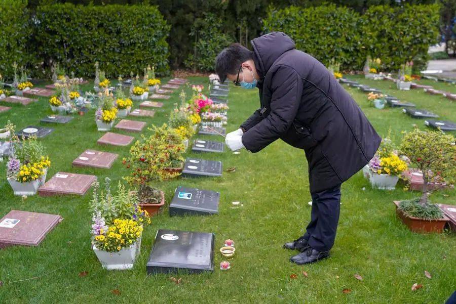 清明,我用这些惦念你_祭祀