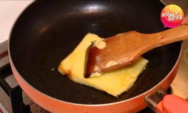 99b39d28d8834ca79932563c46370d86.jpeg