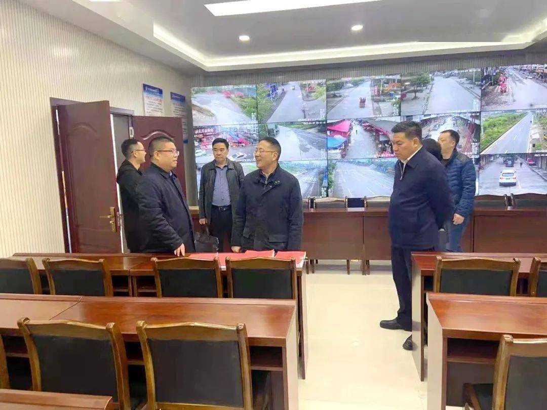 钟汰甬到松桃督导政法队伍教育整顿和生态环保工作