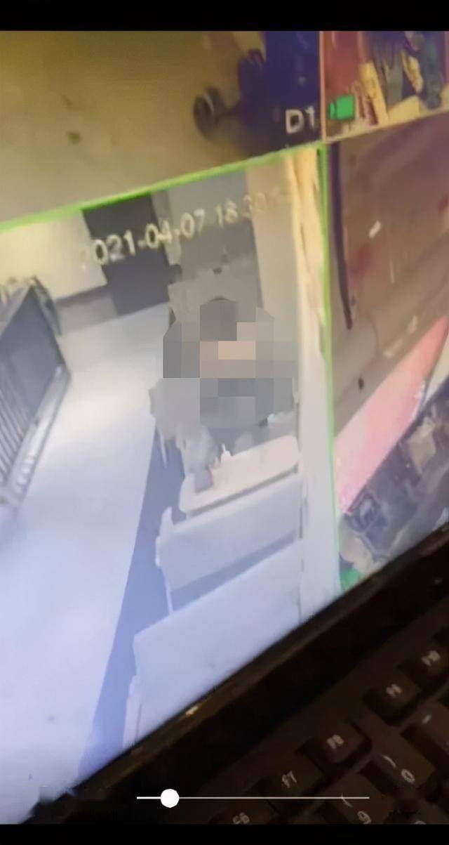 疑似星巴克店内现不雅视频时长1分27秒相关部门已跟网警对接