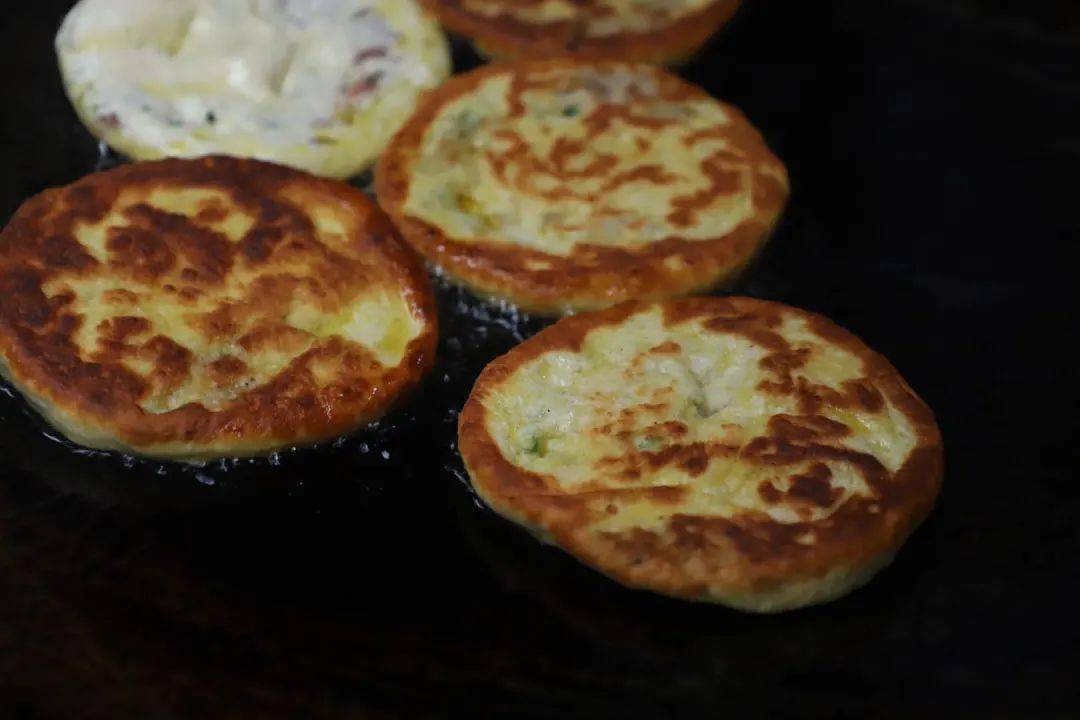 坛子牛肉之余午后还打卡了射洪当地特色小吃直接从张氏酸辣粉,三姐