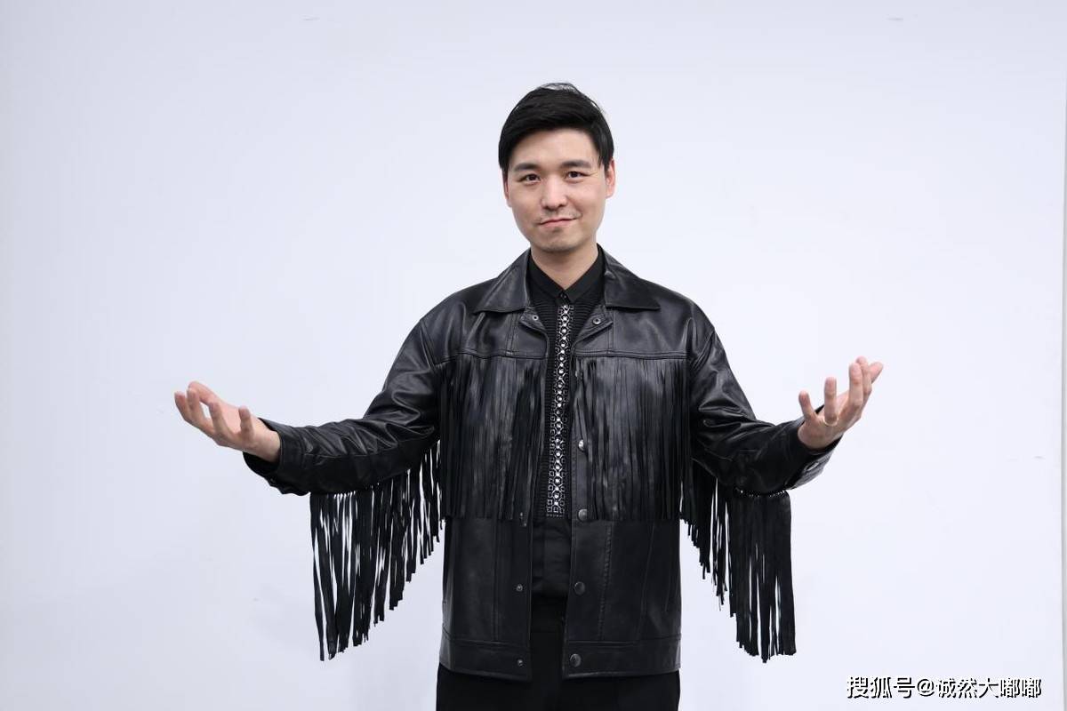 反手cs虐哭易小星!