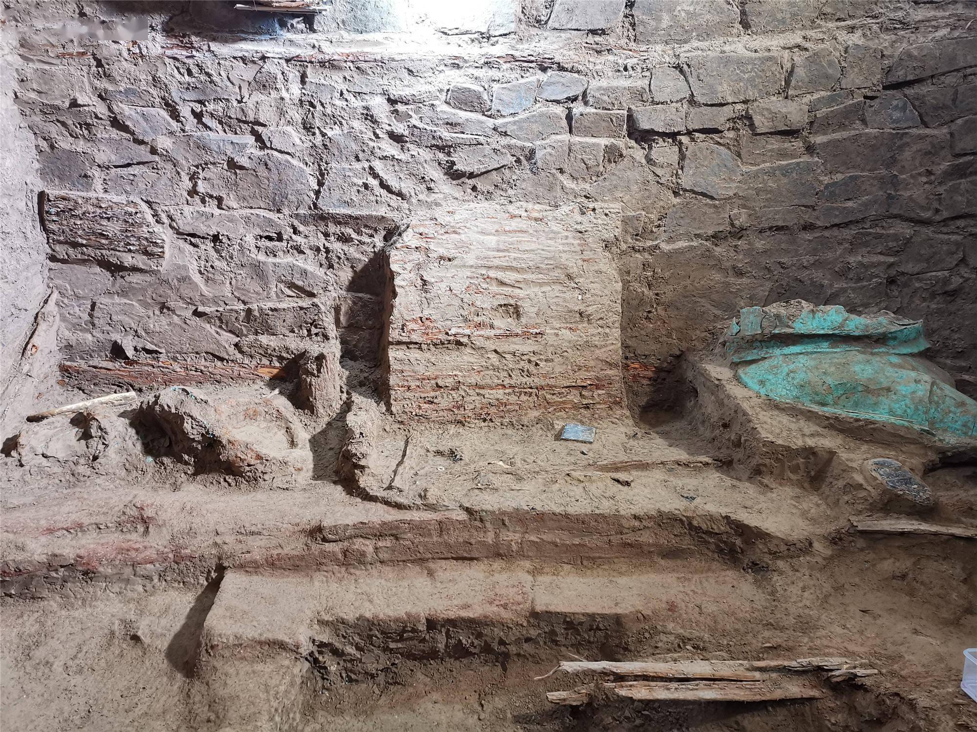 2020全国十大考古新发现之青海都兰热水墓群2018血渭一号墓