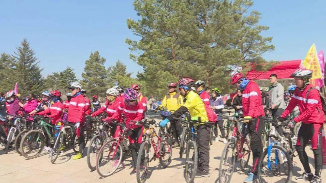 21长白山首届誓骑大会在长白山池北区举办 活动
