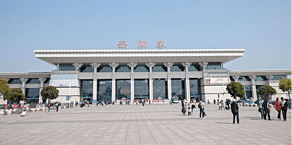 岳阳东站的士选择性载客汨罗东站增设自动扶梯官方回复