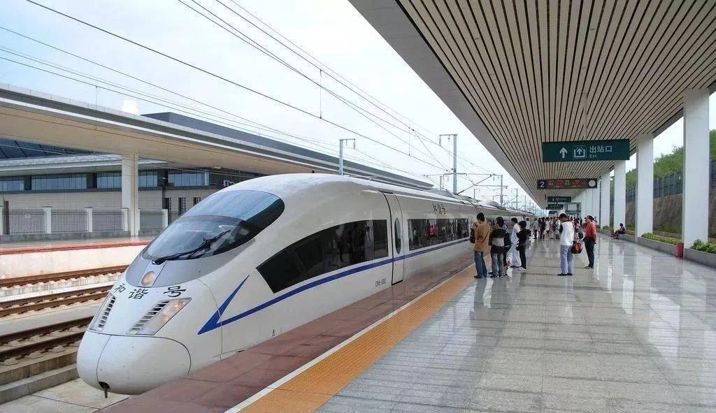 单晓明建议增加武广株洲西站高铁经停车次