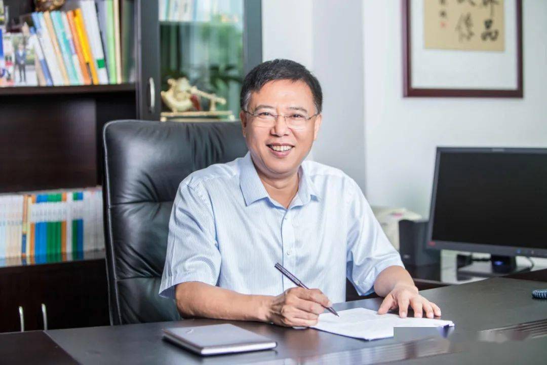 122人被清华北大等高校录取!深圳一学校成绩单引关注,又有新消息传来