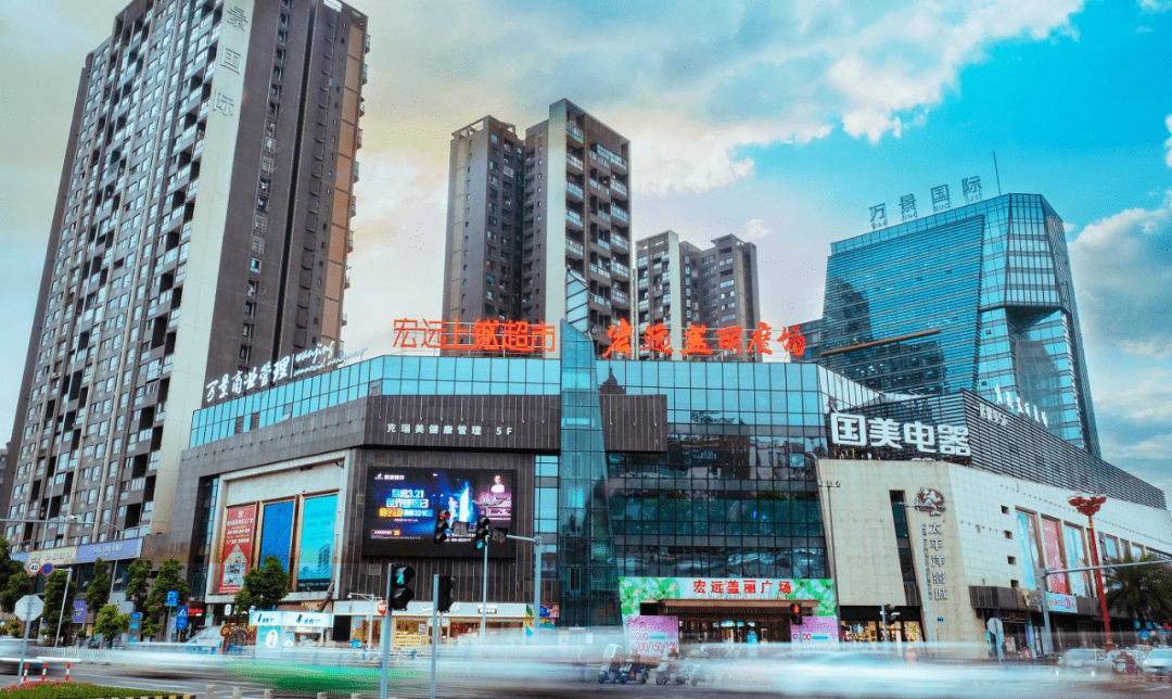 4000多个岗位4月18日东坡湖广场万达广场宏远盖丽广场大型招聘会等你