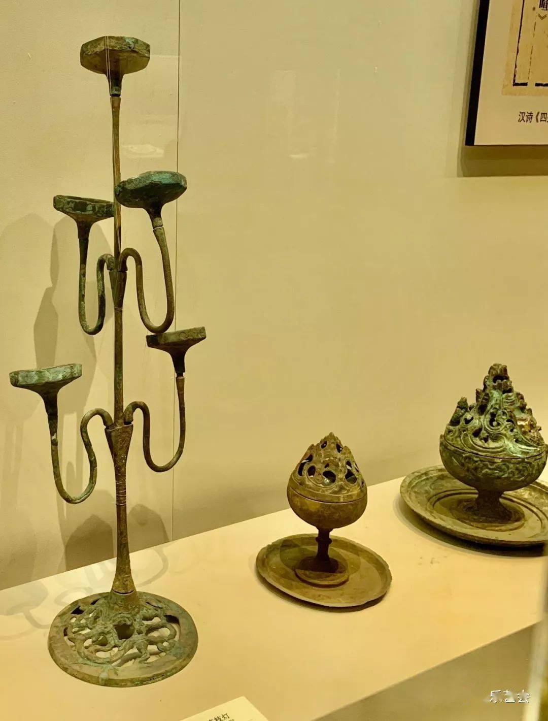 从南博兄弟王展出发汉代青铜灯系列欣赏上篇