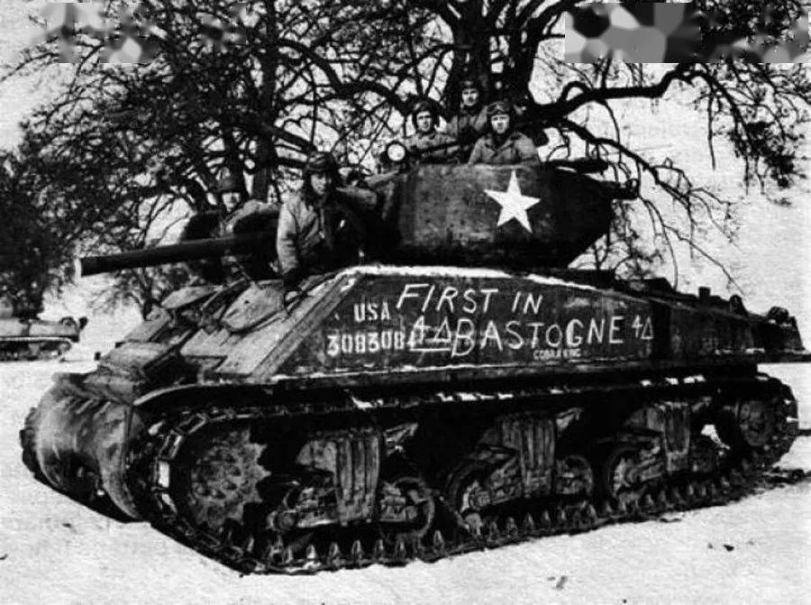 馒头党圣物第一个进入阿登森林的酱爆谢尔曼