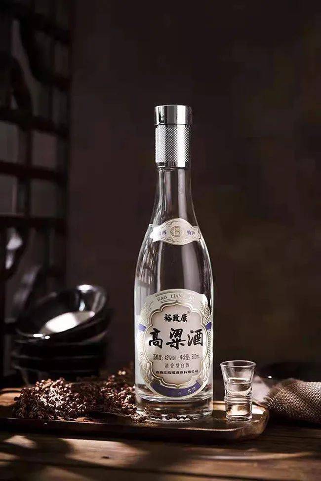 这也是为什么众多创业,跨行的老板选择做光瓶酒的一个重要原因.