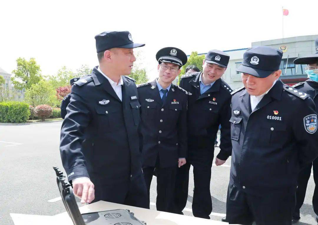 刘旸到南京市基层公安机关调研指导教育整顿
