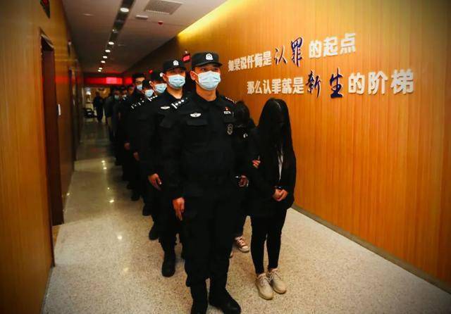 境外诈骗团伙被抓钱会退给受害者吗 2b9a7ec37ba4437891df8233f0e9cb41.jpeg