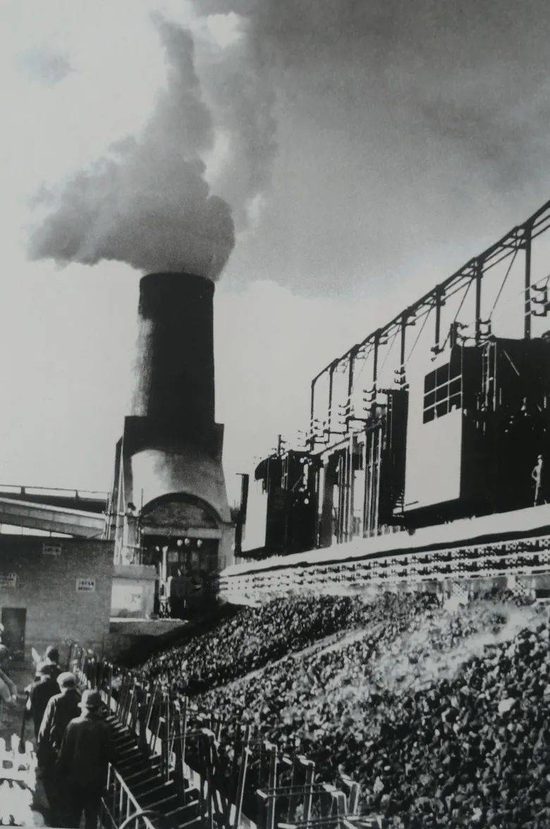 嘉峪关党史全国抬酒钢和1970年酒钢出铁