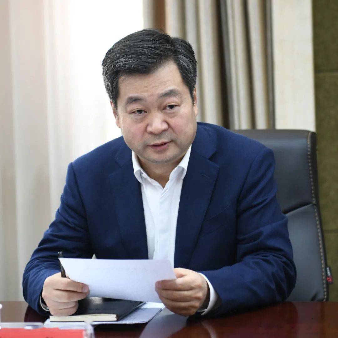 省委副秘书长,省信访局局长邱成作讲话,要求全省信访系统紧紧把握为