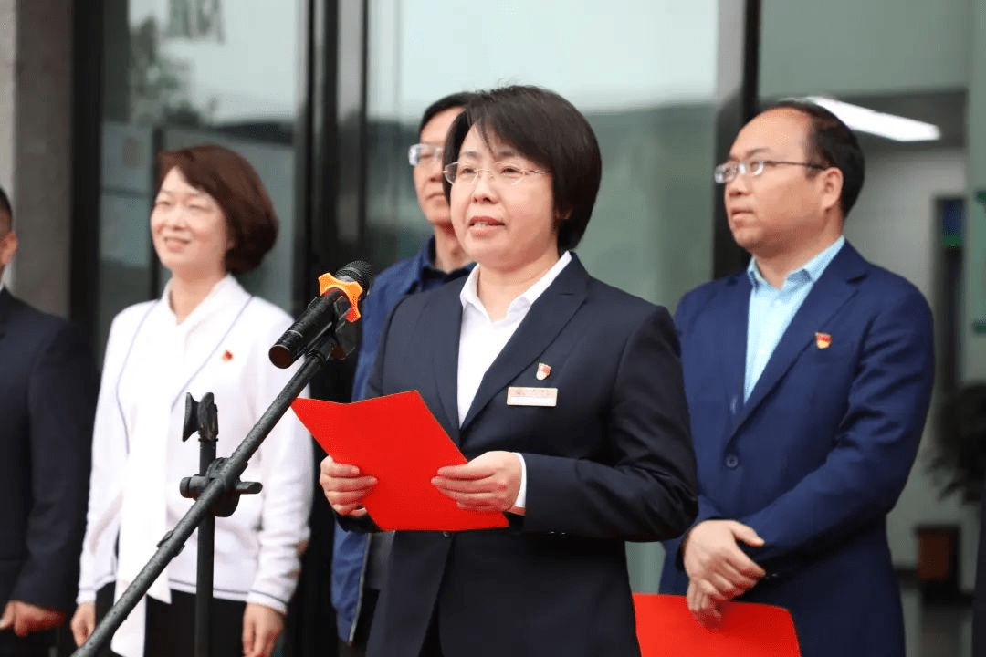 巩义市总医院举办站街卫生院ct启动及业务院长聘任仪式