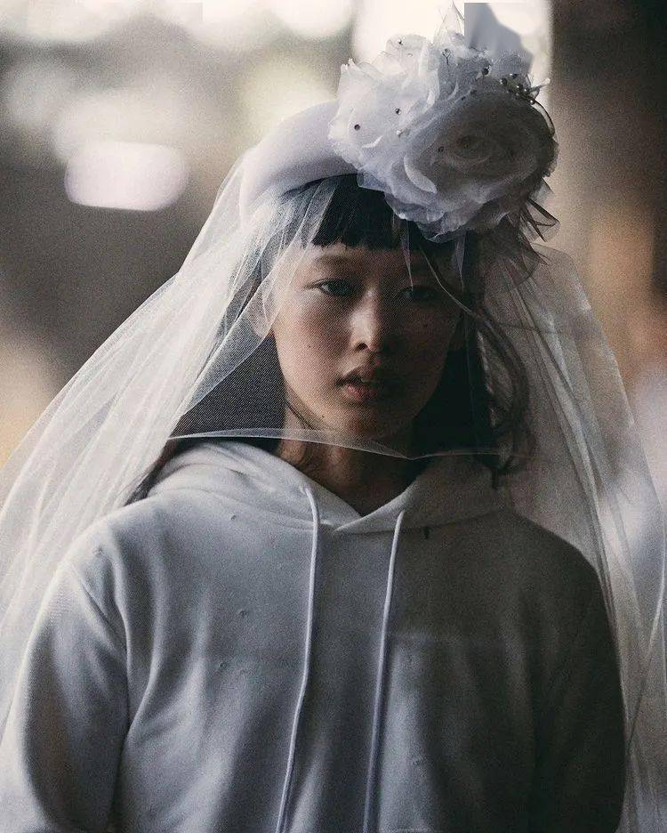 “酷女孩”的婚纱指南