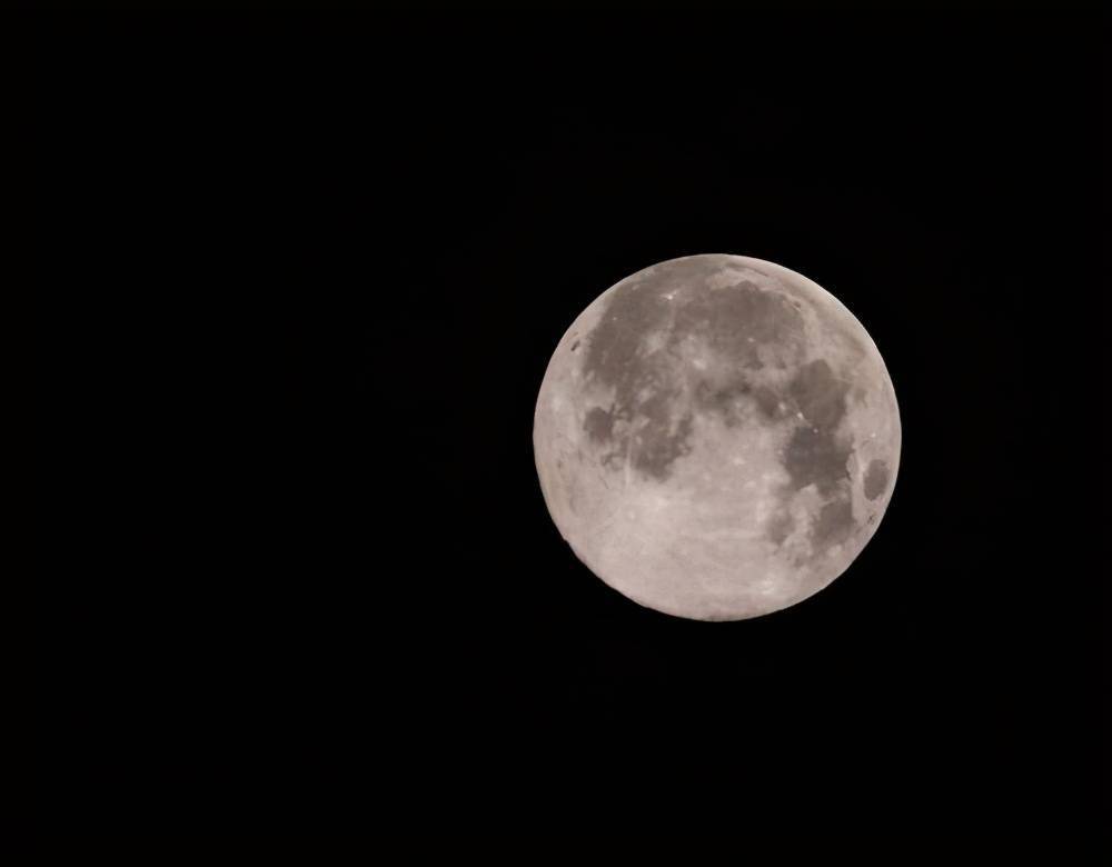 天象|今年首次超级月亮要来啦！4月27日晚约定你哦