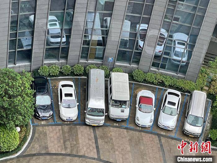破题老旧小区停车难 今年杭州新增停车泊位5万余个