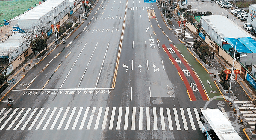 西安交警打造3.0版公交专用道