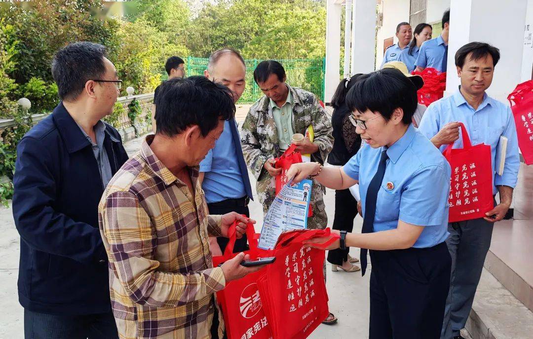 教育整頓61為民辦實事檢警普法惠彝鄉