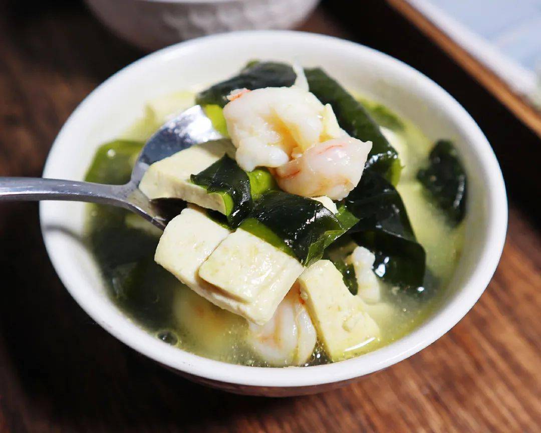 豆腐海带蘑菇汤怎么做_豆腐海带蘑菇汤的做法_豆果美食