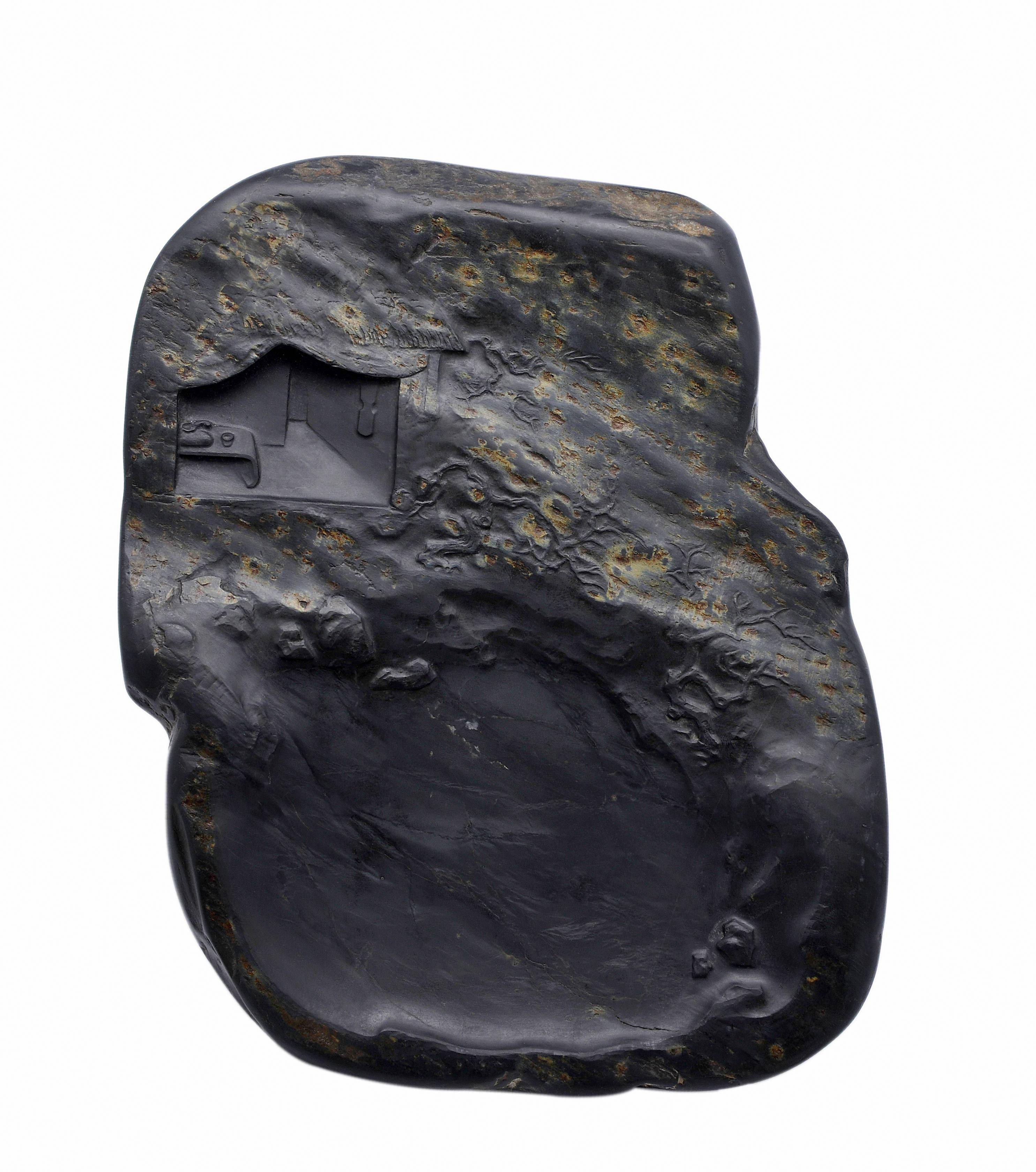 精心刻制《黄宾虹纪念砚》一方,并由中国艺术研究院相关艺术名家:美术