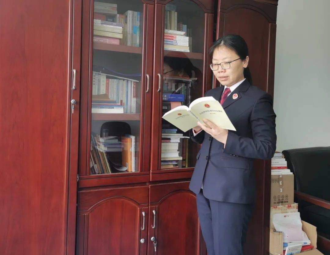 青春风采杨海燕韶华不负检察蓝