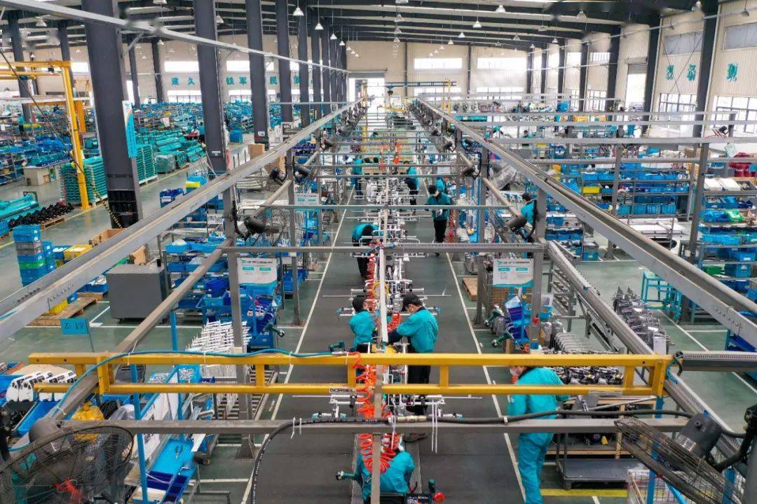 苏州日报头版关注500亿级智造业蓄势起航