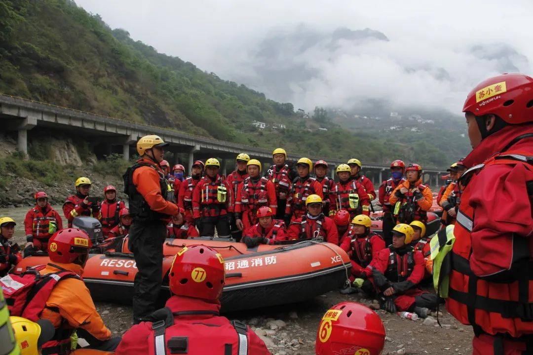 全國消防救援隊伍水域救援技術區域性雲南培訓圓滿結業