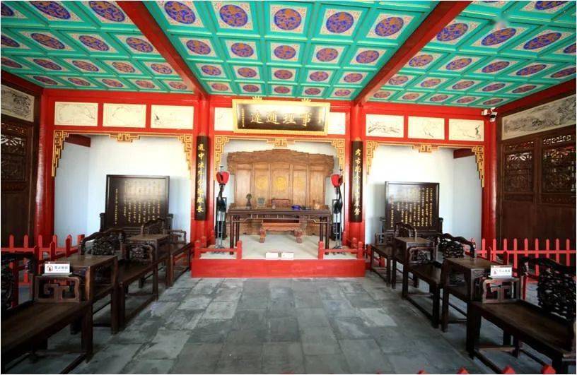 奈曼旗王府博物馆成立于1985年,是以王府古建为依托的综合性博物馆,现