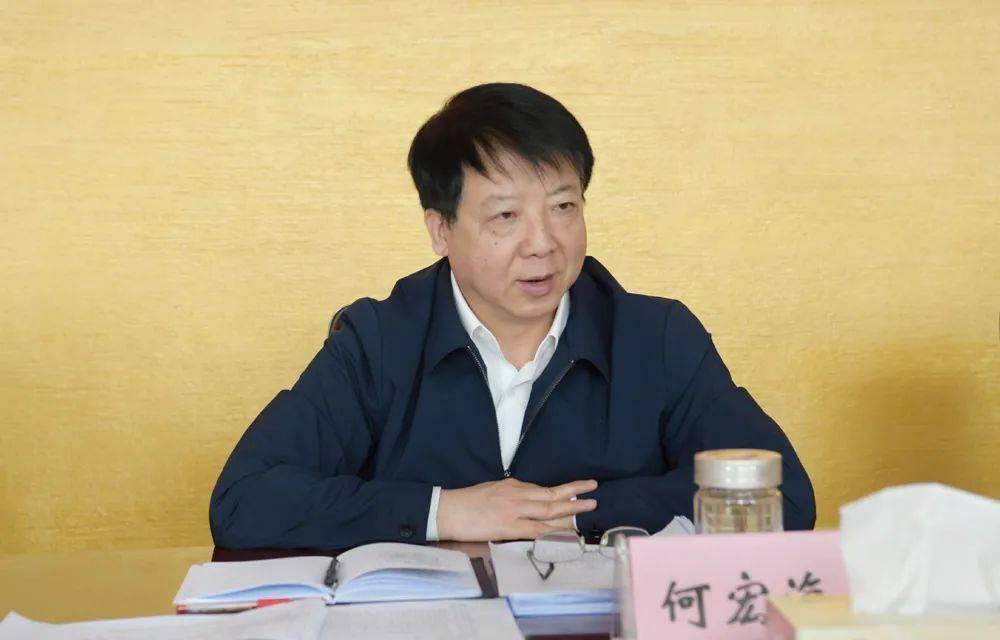 市院党组书记,检察长何宏海,党组成员,政治部主任卫