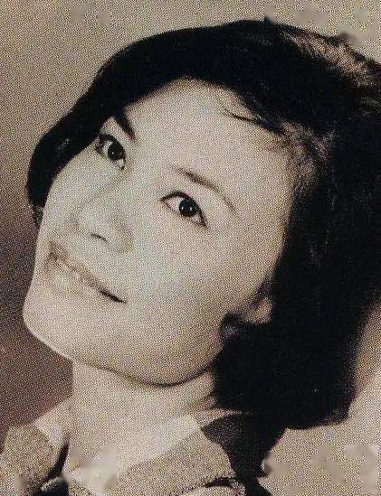 一丑女"一生无爱,孤独终老却救下300个小孩:这辈子,我赚了……_余慕莲